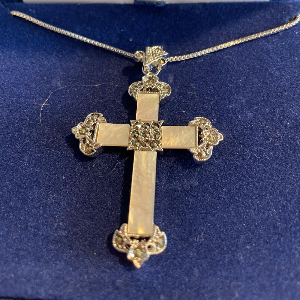 Camrose and Kross Jackie Kennedy Mother of Pearl Cross